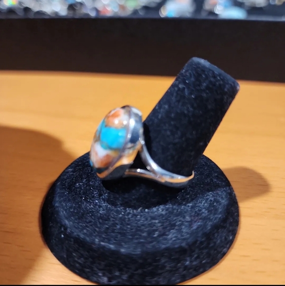 Spiny Oyster Silver Ring size 8 - Picture 2 of 3